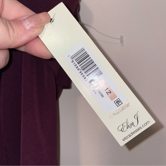 Eliza J Off The Shoulder Scuba Crepe Plum Cocktail Dress Size 10 - Picture 4 of 11